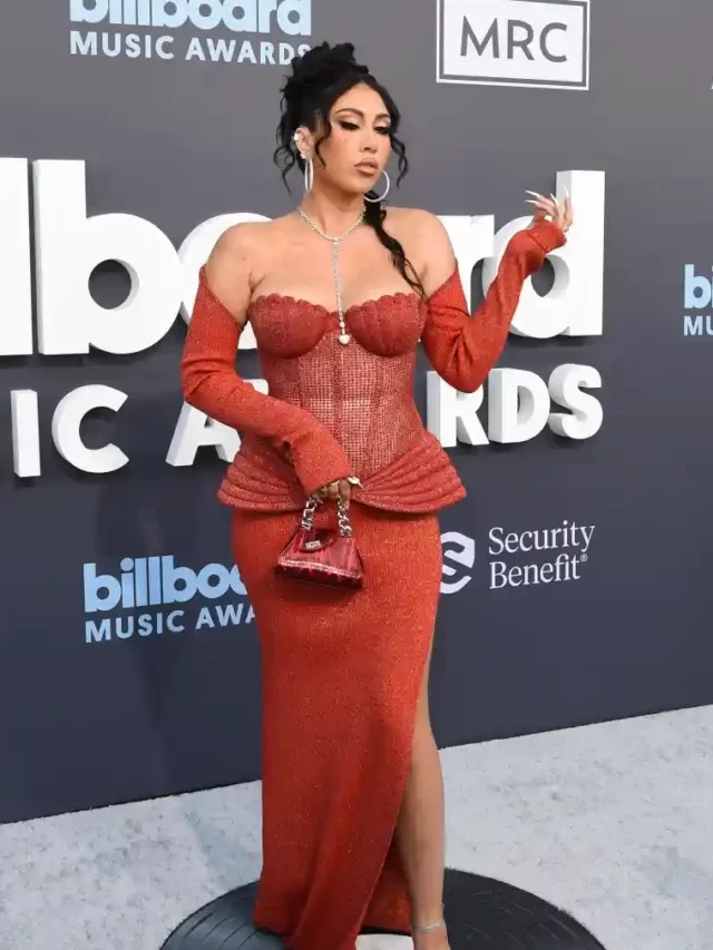 Billboard Music Awards 2022: Red Carpet Photos